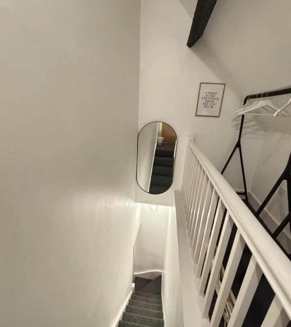 Horse & Groom Apartments 카디프 0*,  영국